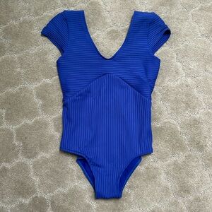 Seea Solid Blue Ribbed Short-sleeved One-Piece Swimsuit Sz M
